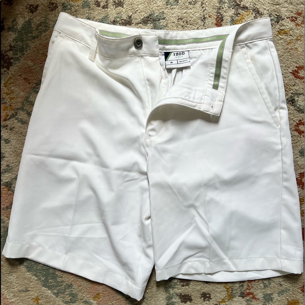 IZOD golf shorts